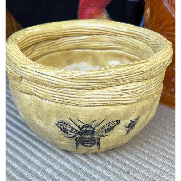 Bees on a Small Yellow Pottery Sauce or Snack Bowl - Picture 3 of 9